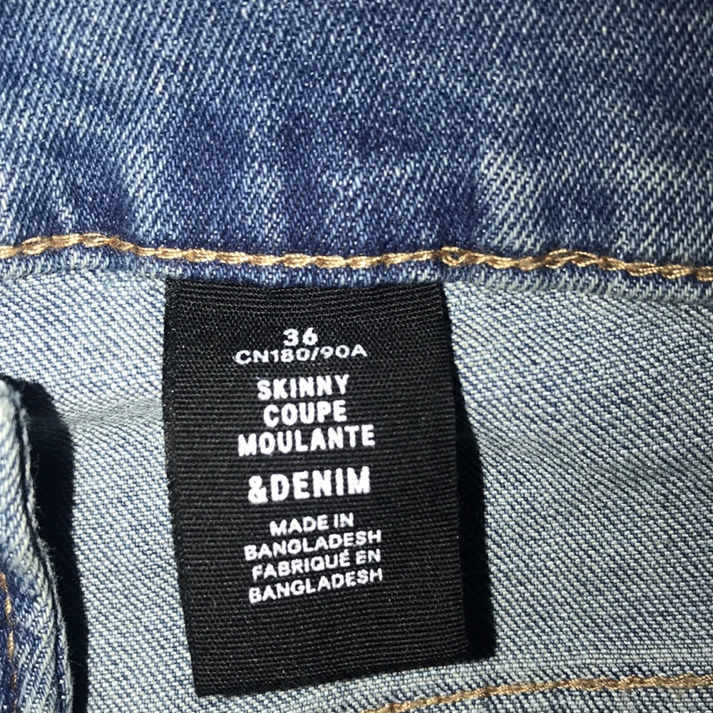 Jeans - Picture 3 of 3